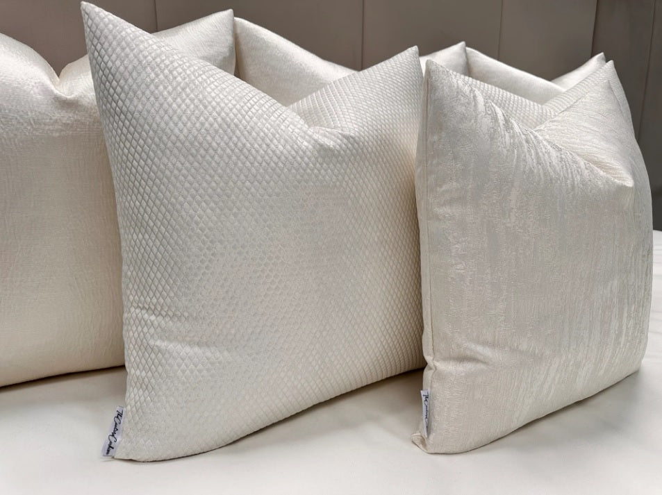 The Luxury Ivory Aspesi Bed Cushion Set