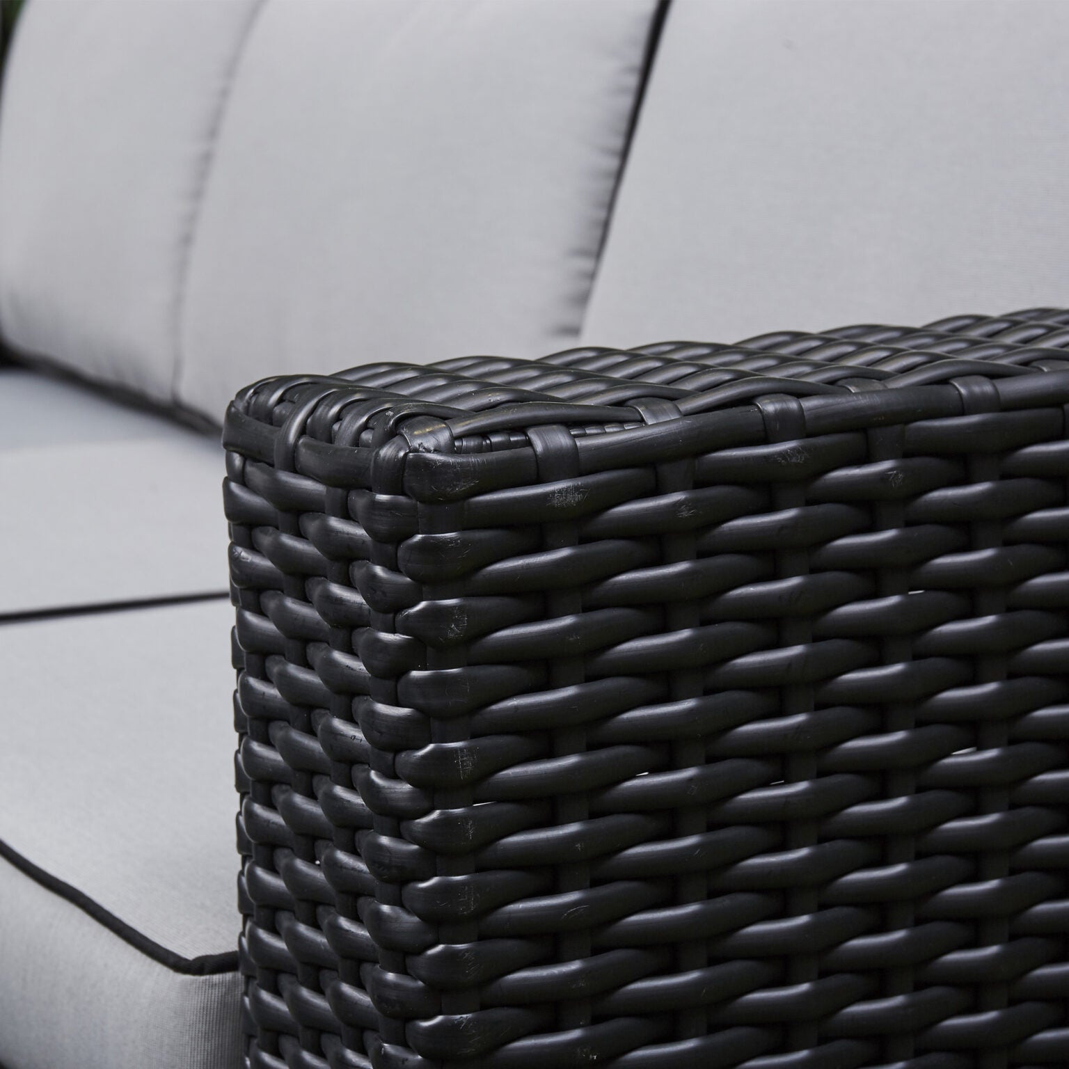 Black Corner Rising Firepit Dining Set – Stylish Outdoor Furniture