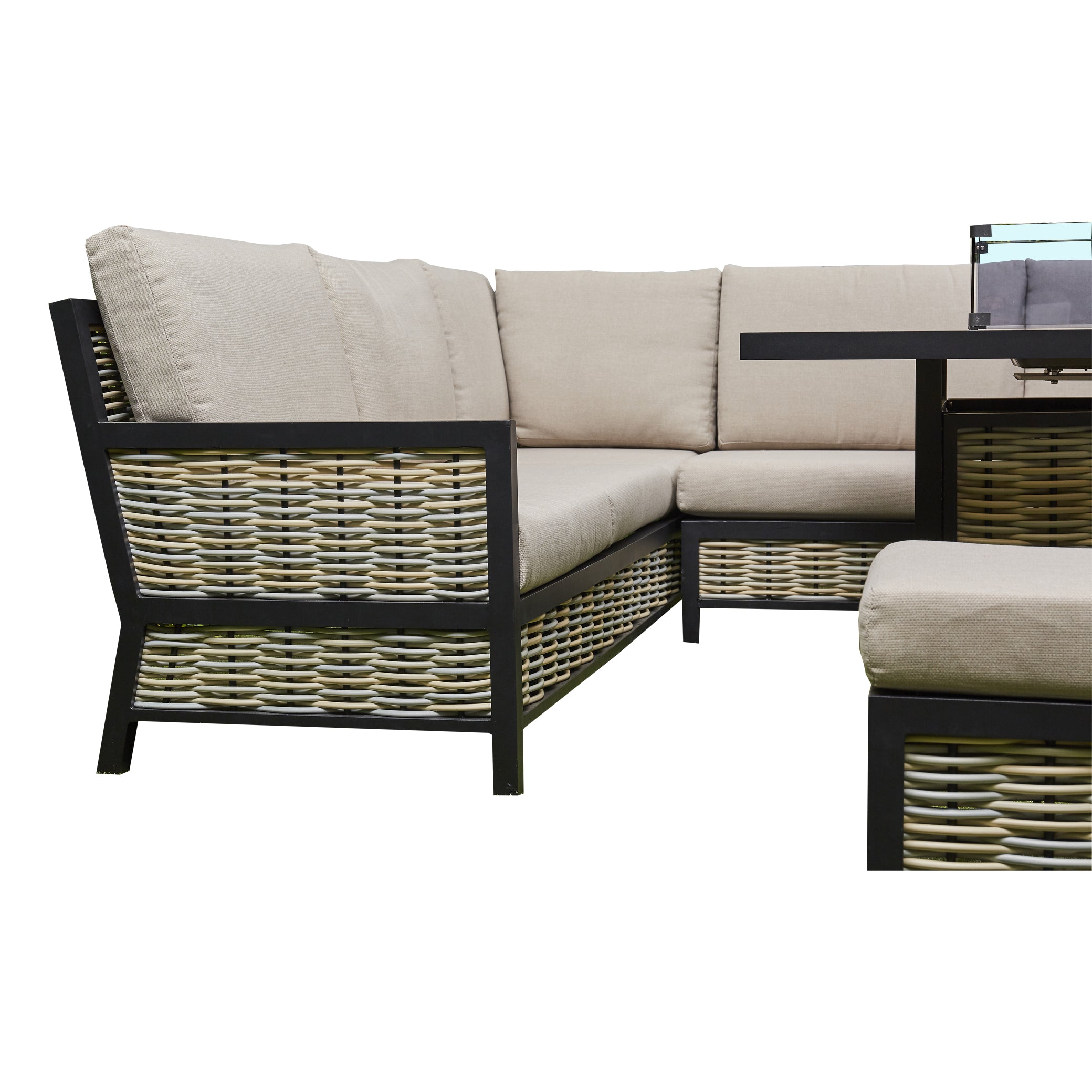 Beige Aluminium Firepit Dining Set – Elegant Outdoor Dinning Set